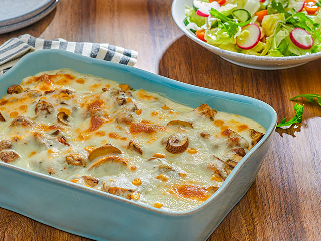 Shish Tawook with Cheesy Bechamel Sauce