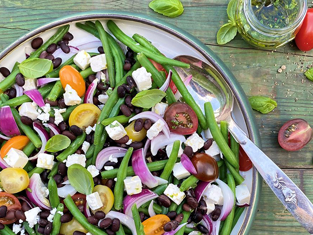 سلطة الفاصوليا