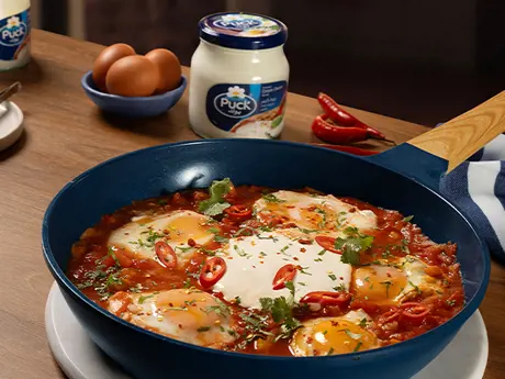 Shakshuka with Cream Cheese Spread and Baguette