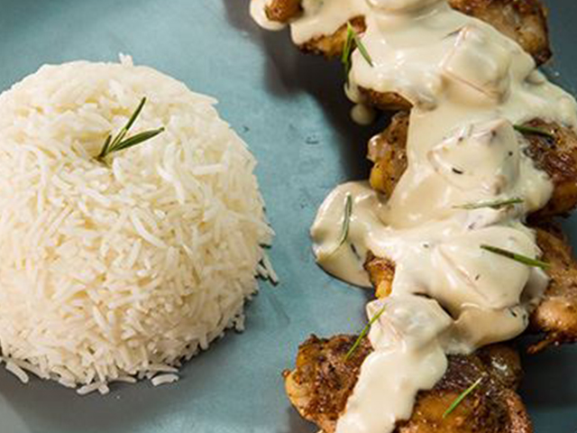 Creamy Rosemary Mushroom Chicken Thighs