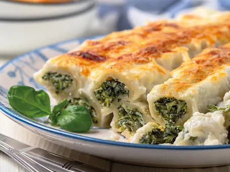 Bechamel spinach cannelloni