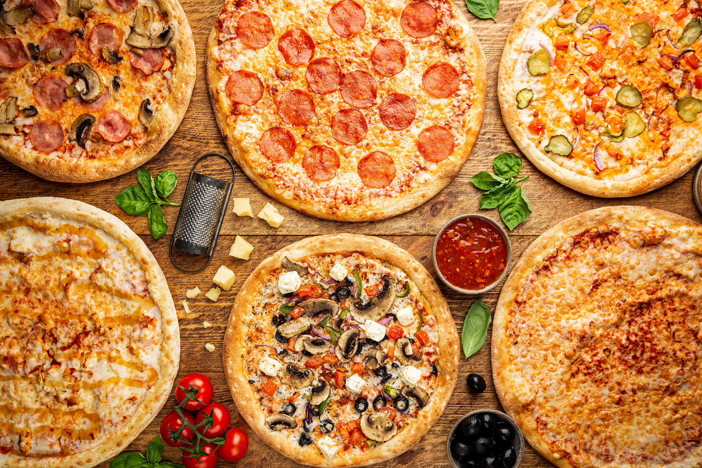 7 Hacks for Crafting a Delightful Pizza with Mozzarella Cheese