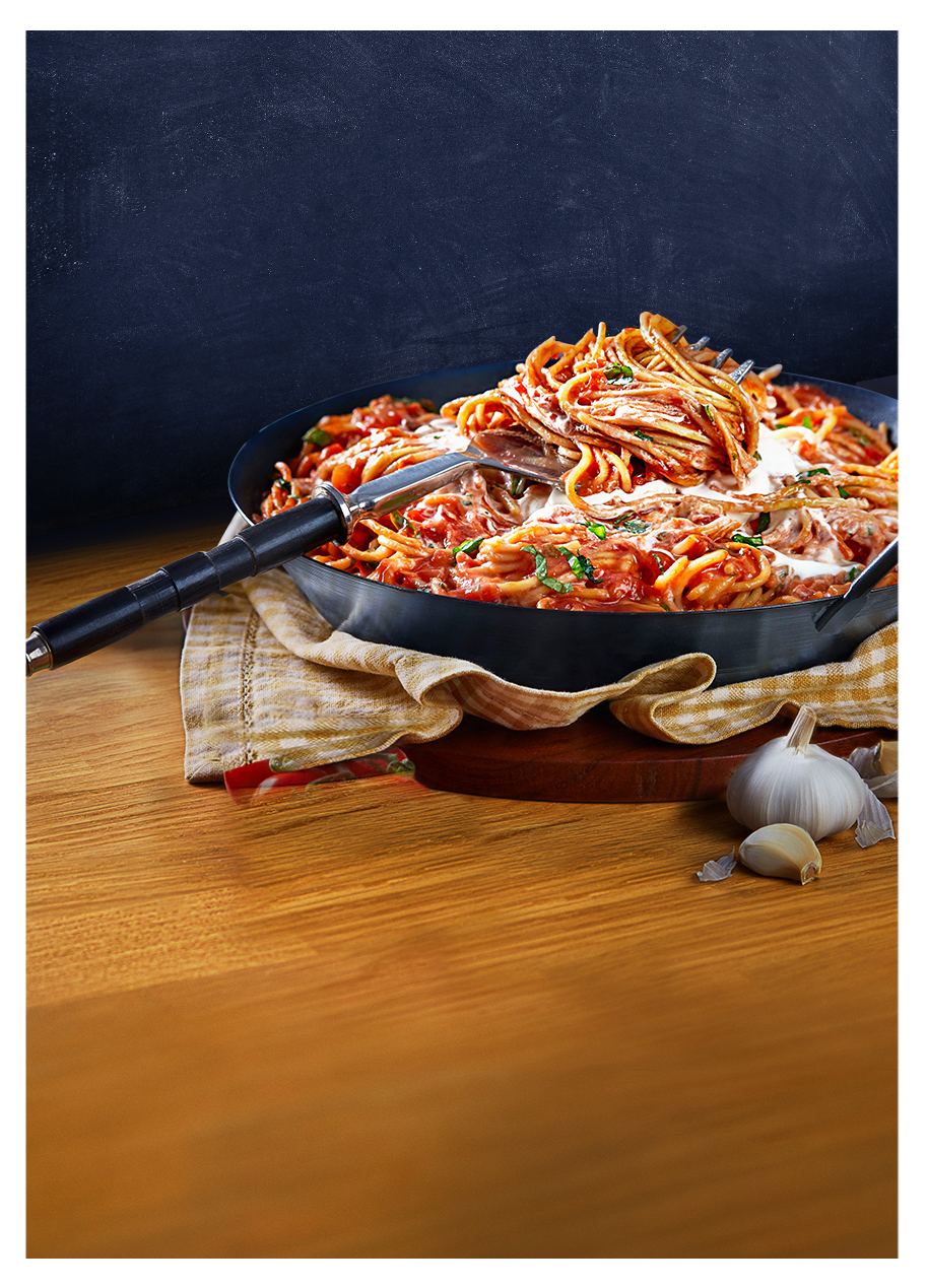 Authentic Italian pasta from on your table ...