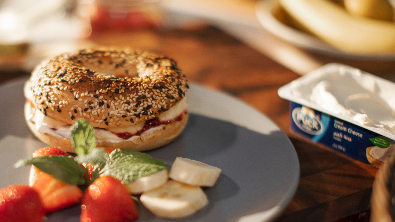 Breakfast puck