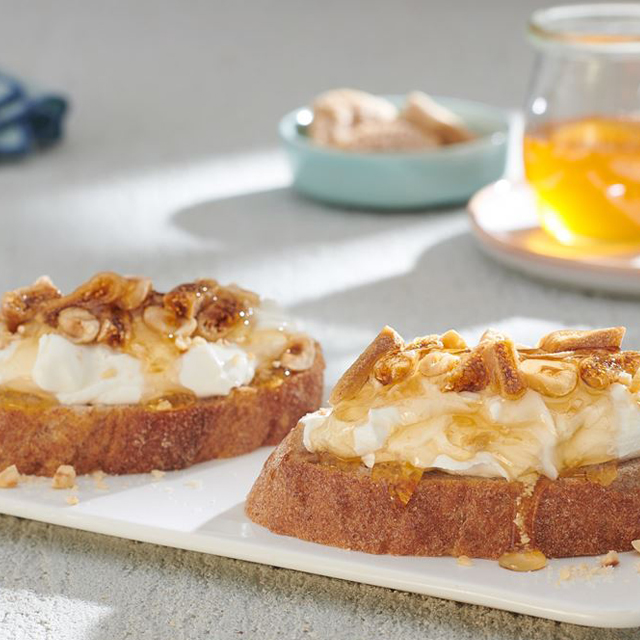 توست باللبنة مع الموسلي