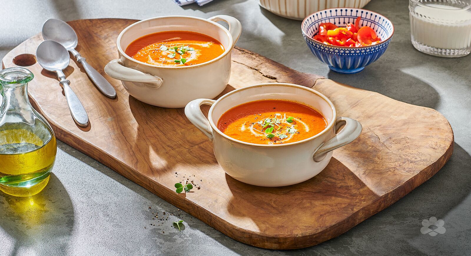 Roasted Red Pepper and Tomato Cream Soup