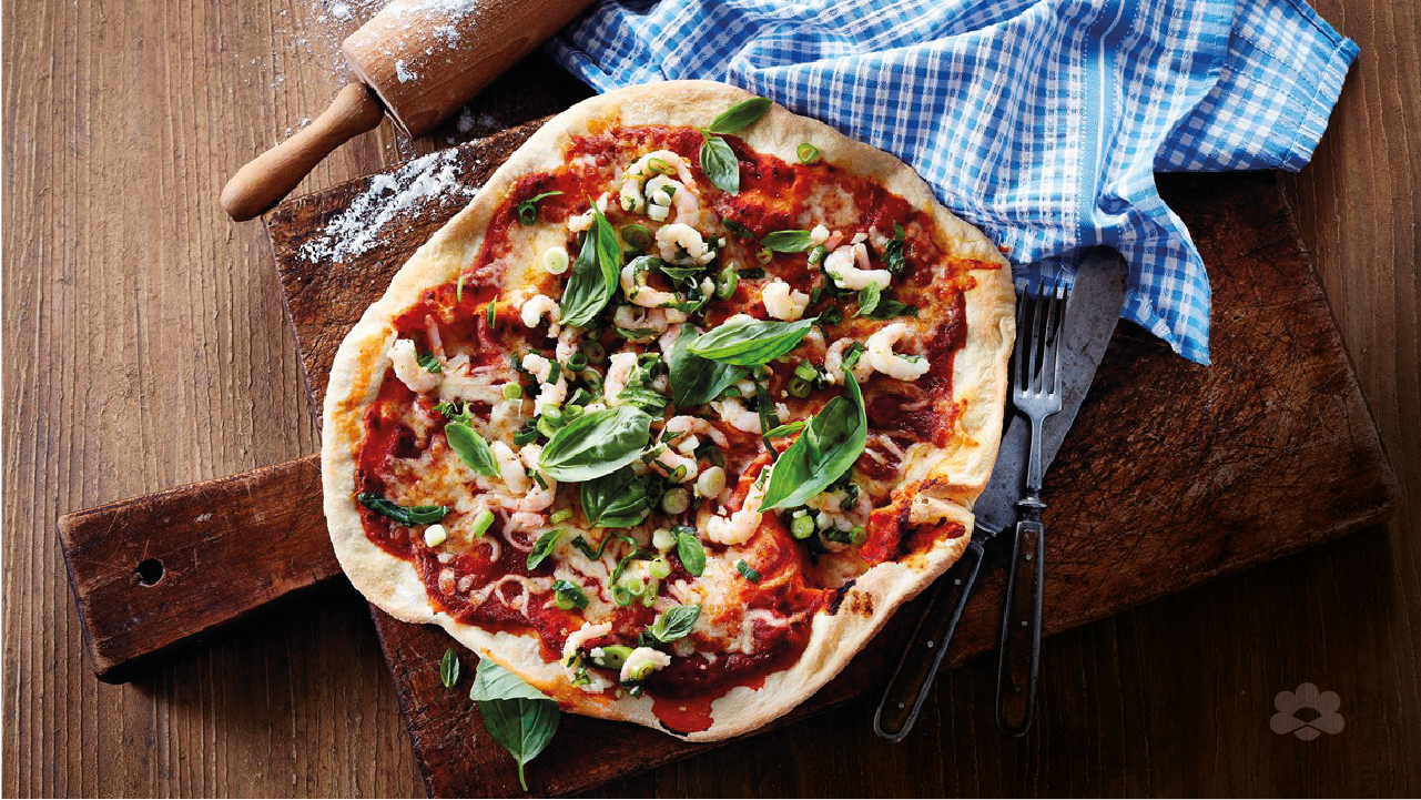 BBQ pizza with garlic marinated prawns 