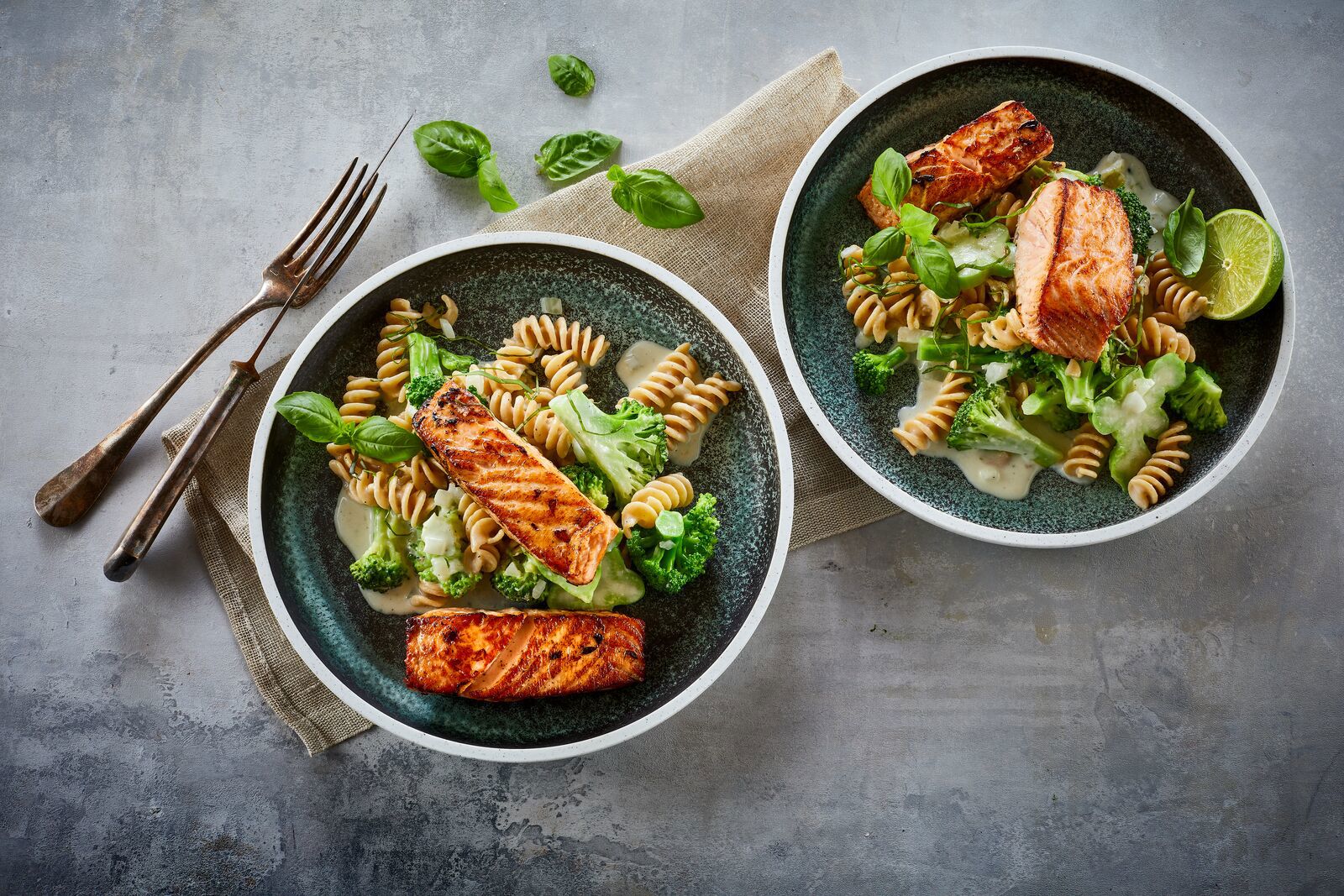 Salmon and broccoli pasta 